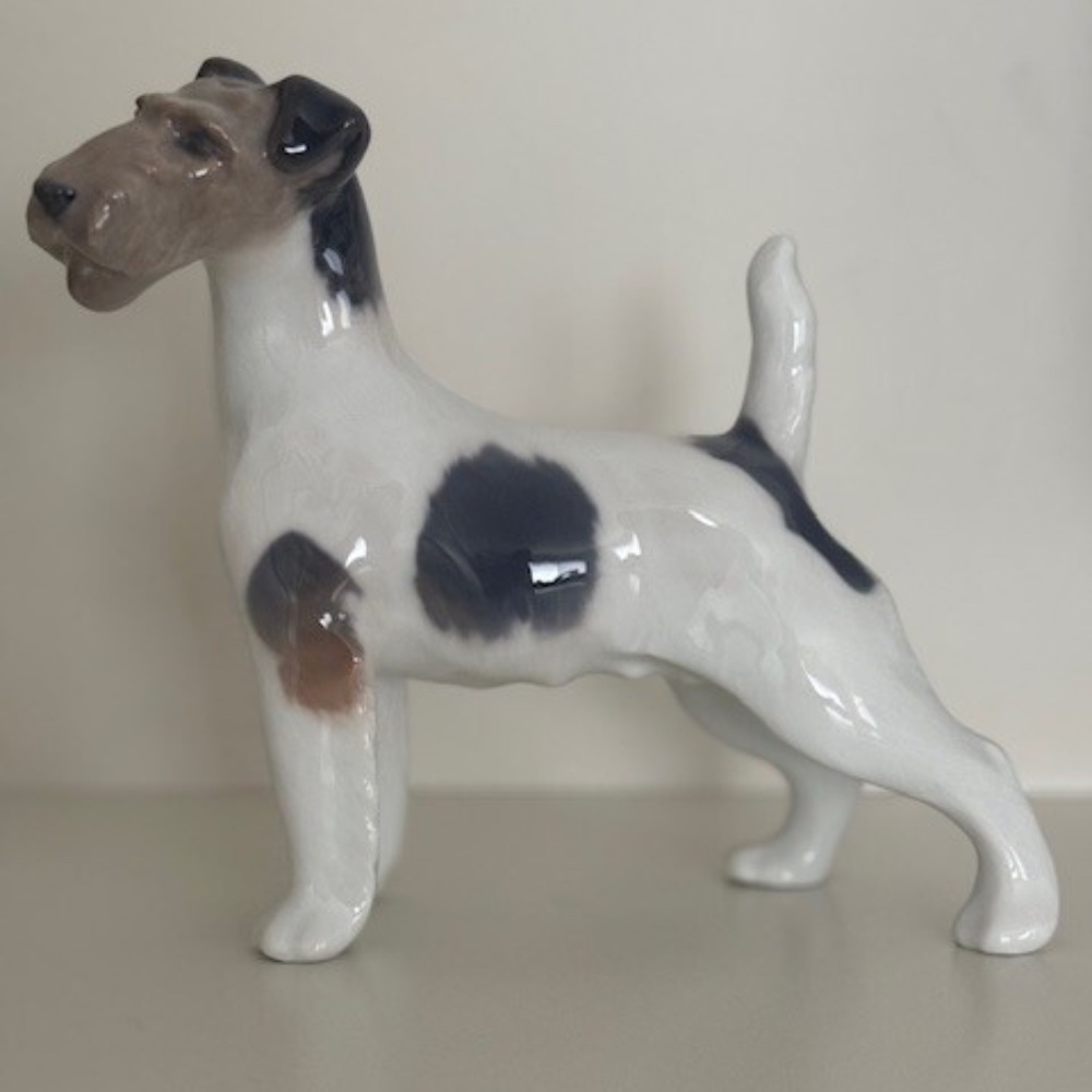 Wire Hair Fox Terrier ~ROYAL COPENHAGEN Dog Figurine # 2967 Porcelain MINT